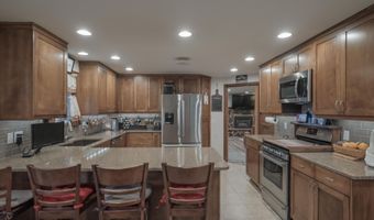 1141 Springwood Dr Dr NE, Albany, OR 97321