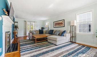 102 Winston Rd, Akron, OH 44313