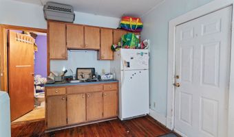 305-307 N Winooski Ave, Burlington, VT 05401