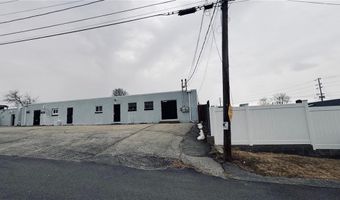 10 Alcazar Ave, Johnston, RI 02919