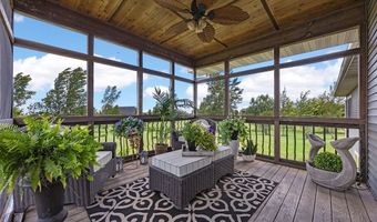 3352 Southridge Dr, Amana, IA 52203