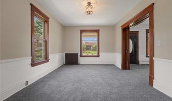 5785 Beechwood Ave, Alliance, OH 44601