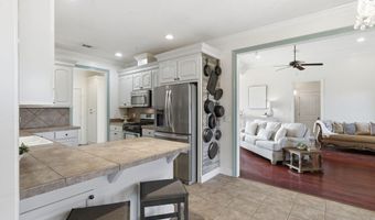 313 Red Cedar Dr, Brandon, MS 39047