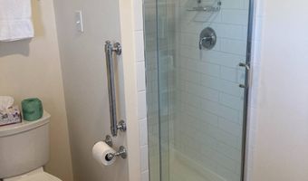 2136 Montauk Hwy Suite 202, Amagansett, NY 11930