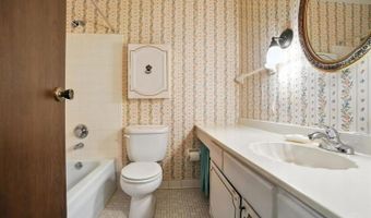 1749 Doresa Pl, Cincinnati, OH 45238