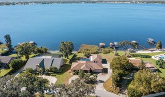 510 HILLSIDE Dr, Auburndale, FL 33823