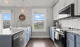 16025 Craig St, Basehor, KS 66007