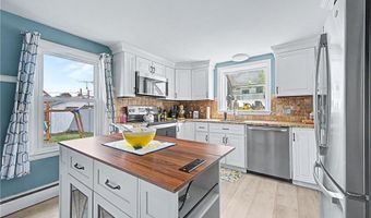 116 Volturno St, North Providence, RI 02904