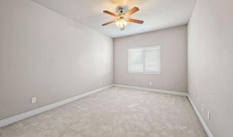 702 SE Eaton St, Bentonville, AR 72712