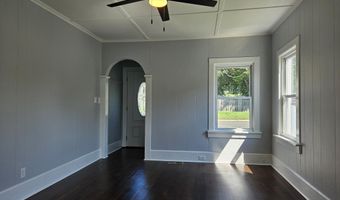 251 Main St, Middletown, NJ 07748