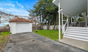 2216 Caroline St, Yorkville, NY 13495