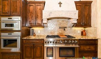 464 Paradise Hls, New Braunfels, TX 78132