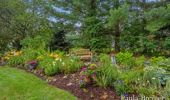 5429 Grand Valley Ct NE, Ada, MI 49301