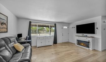 250 McCart St, Fernley, NV 89408