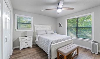 3 Wyre Ln, Bella Vista, AR 72714