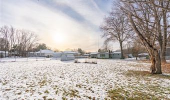 2025 S Plaza Dr, Akron, OH 44319