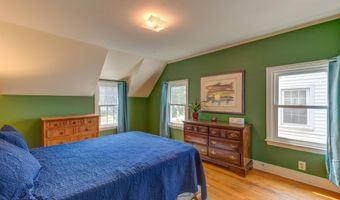 36 Victor St, Albany, NY 12208