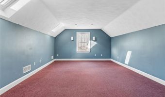 44 Azalea Ave, Exeter, RI 02822