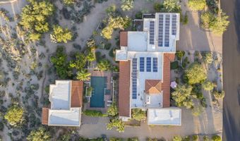 8944 E LAZYWOOD Pl, Carefree, AZ 85377