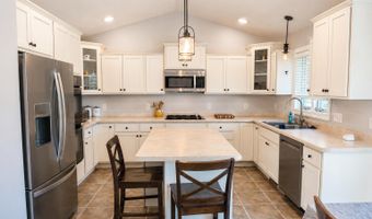 4801 N BENVIEW Ct, Appleton, WI 54913