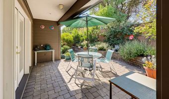 2148 Birchwood Ln, Ashland, OR 97520