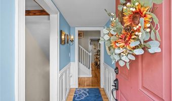 27 King St, East Greenwich, RI 02818