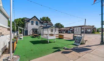 623 E Main St, Anoka, MN 55303