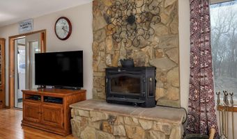 2898 N Farm Road 17, Ash Grove, MO 65604
