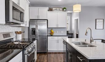 15711 Fair Hill Way, Apple Valley, MN 55124