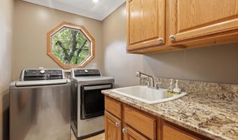 20875 Irwin Rd, Armada, MI 48005