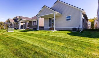 27633 Maryjane Ln E, Chesterfield, MI 48047