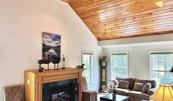 475 Sunrise Ln, Arlington, VT 05250