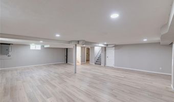 7315 Cheshire Ln, Affton, MO 63123