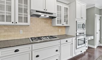 5730 Summerset Woods Dr, Alto, MI 49302