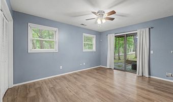 2 William Ln, Bella Vista, AR 72715