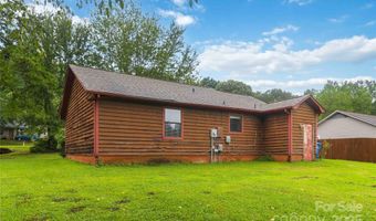 8428 Clear Meadow Ln, Charlotte, NC 28227