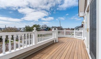 128 Sylvania Ave, Avon By The Sea, NJ 07717