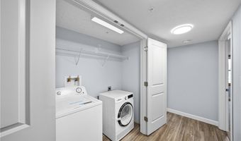 1765 Merriman Rd 100, Akron, OH 44313