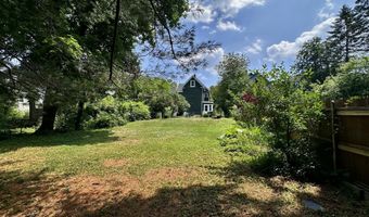 21 Cottage St, Bangor, ME 04401