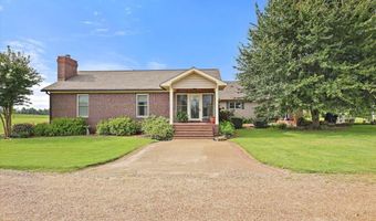 499 Breakwater Dr, Benton, MS 39039