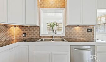 301 E Craig St, Atmore, AL 36502