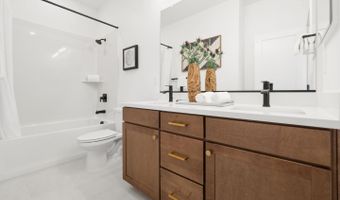 2815 Crusader St, Alameda, CA 94501