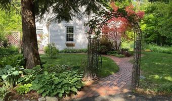 2 Mack Hill Rd, Amherst, NH 03031