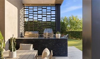 92 Sun Glow Ln, Las Vegas, NV 89135
