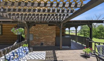 631 W N 10th St, Baxter Springs, KS 66713