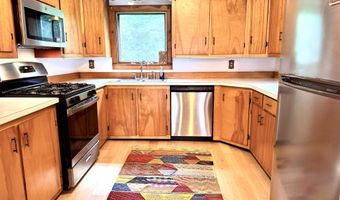 1723 Lightening Ridge Rd, Calais, VT 05650