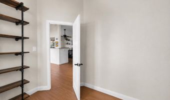15 KULANIHAKOI St 15E, Kihei, HI 96753