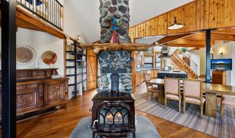 63220 Johnson Rd, Bend, OR 97703