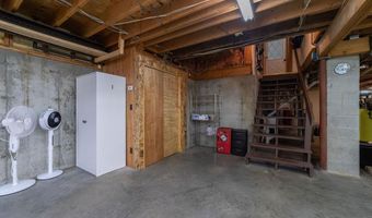 84 Bemis St, Berlin, NH 03570