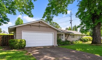881 LINN Ave, Oregon City, OR 97045
